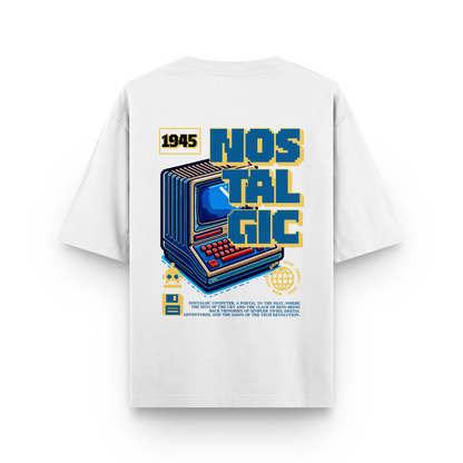 DIGITAL CLASSICS : WHITE OVERSIZED T-SHIRT